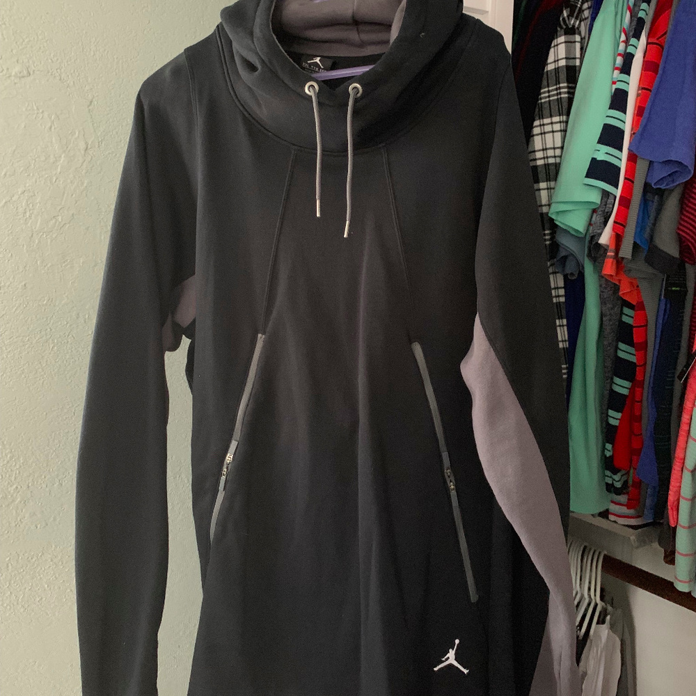 JORDAN HOODIE